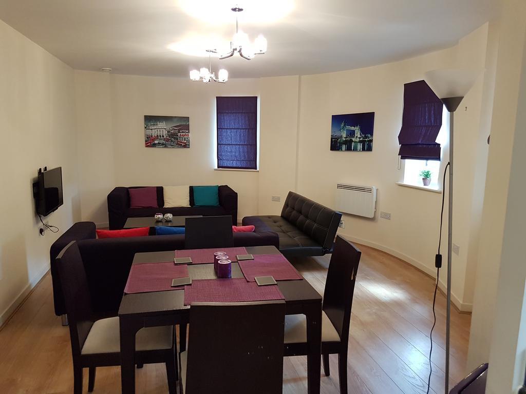 Two Bedrooms, Two Bath, Up To 3 Beds 1 Sofa - Slough Windsor Legoland Exterior foto